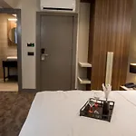 Monalisa Hotel