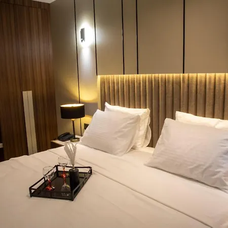 Monalisa Hotel